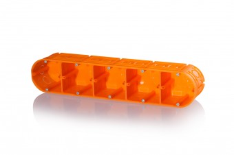 Doza aparat perete solid, cvintupla, suruburi 5p x 60mm