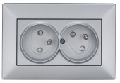 Priza dubla 16A cu pin PE rotit45°, cl.elastice, argintiu