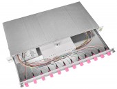 Splicebox, 4 fibre,LC,50/125µm OM4, culisant,19,1UV